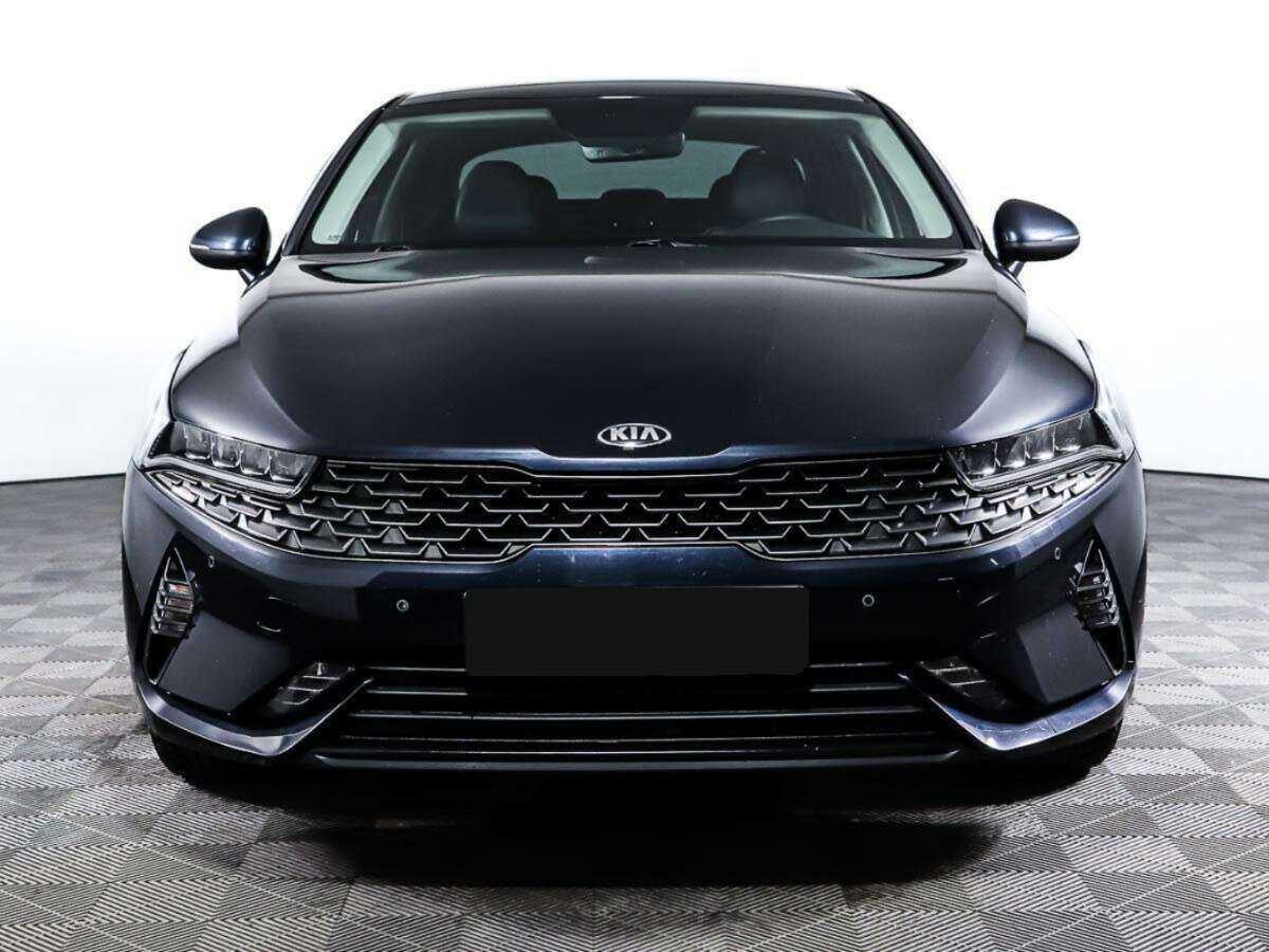 Купить Kia K5, 2021, 45 870 км.. Фото: #1