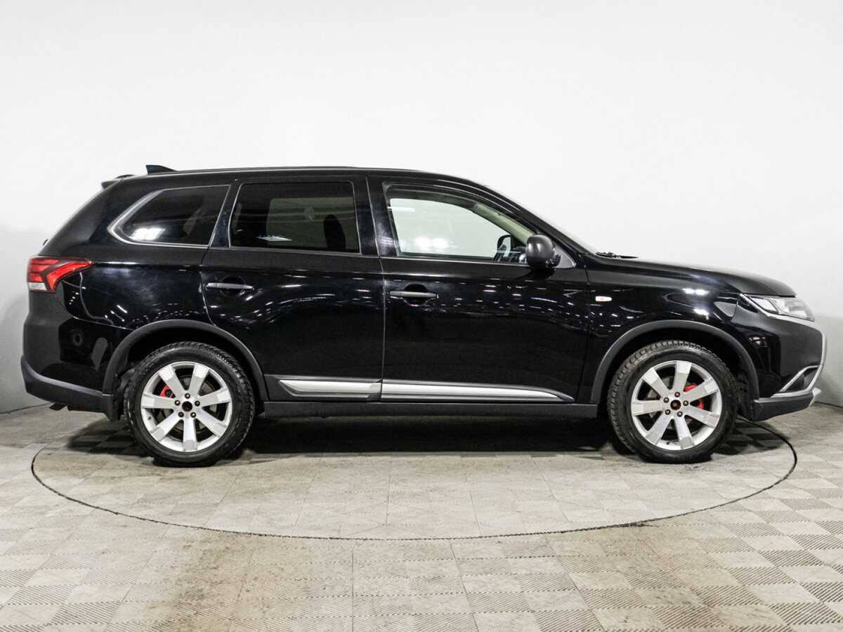 Купить Mitsubishi Outlander, 2018, 122 146 км.. Фото: #3