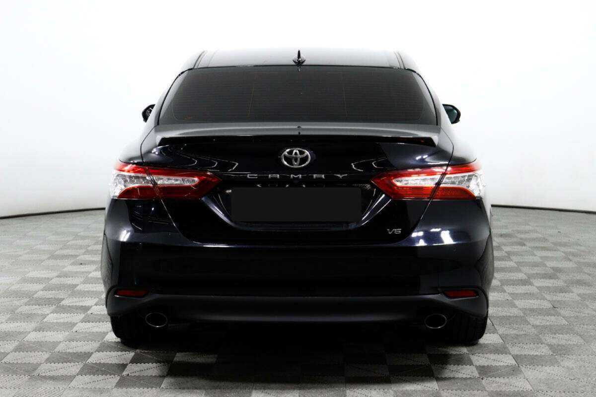 Купить Toyota Camry, 2018, 129 817 км.. Фото: #5