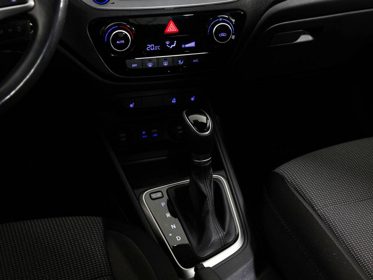 Купить Hyundai Solaris, 2018, 142 427 км.. Фото: #9