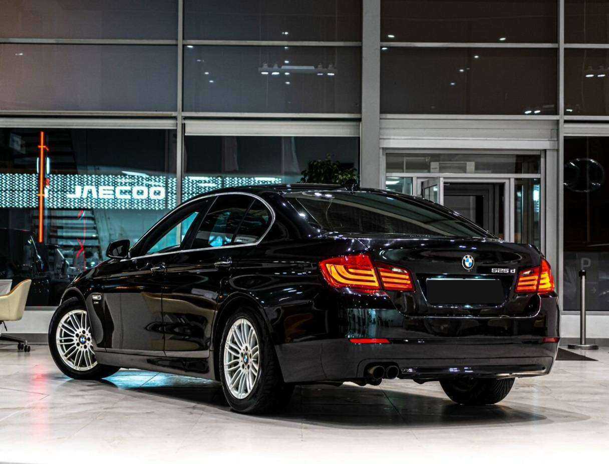 Купить BMW 5 серии, 2012, 221 930 км.. Фото: #3