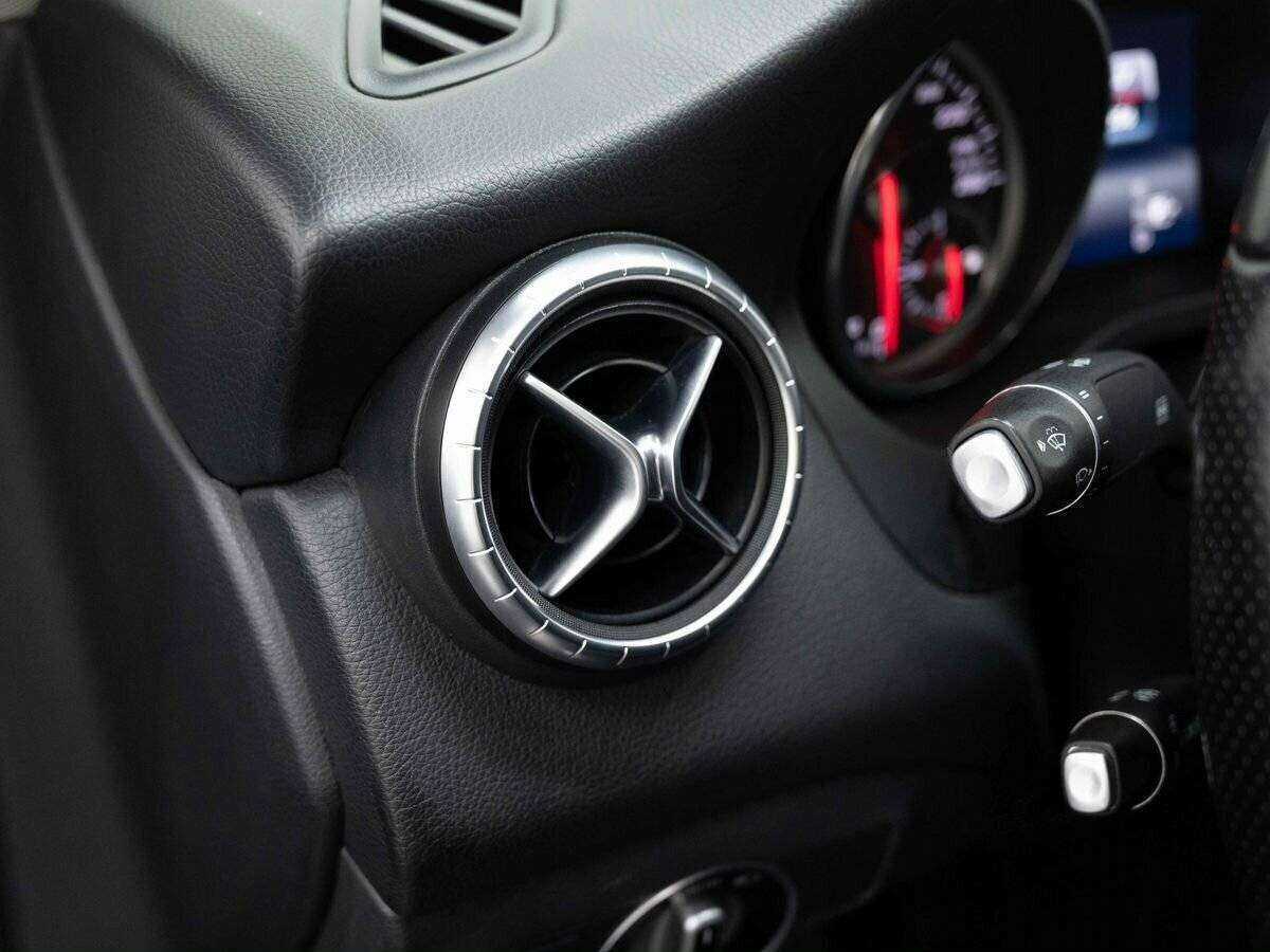 Купить Mercedes-Benz CLA, 2018, 153 655 км.. Фото: #18