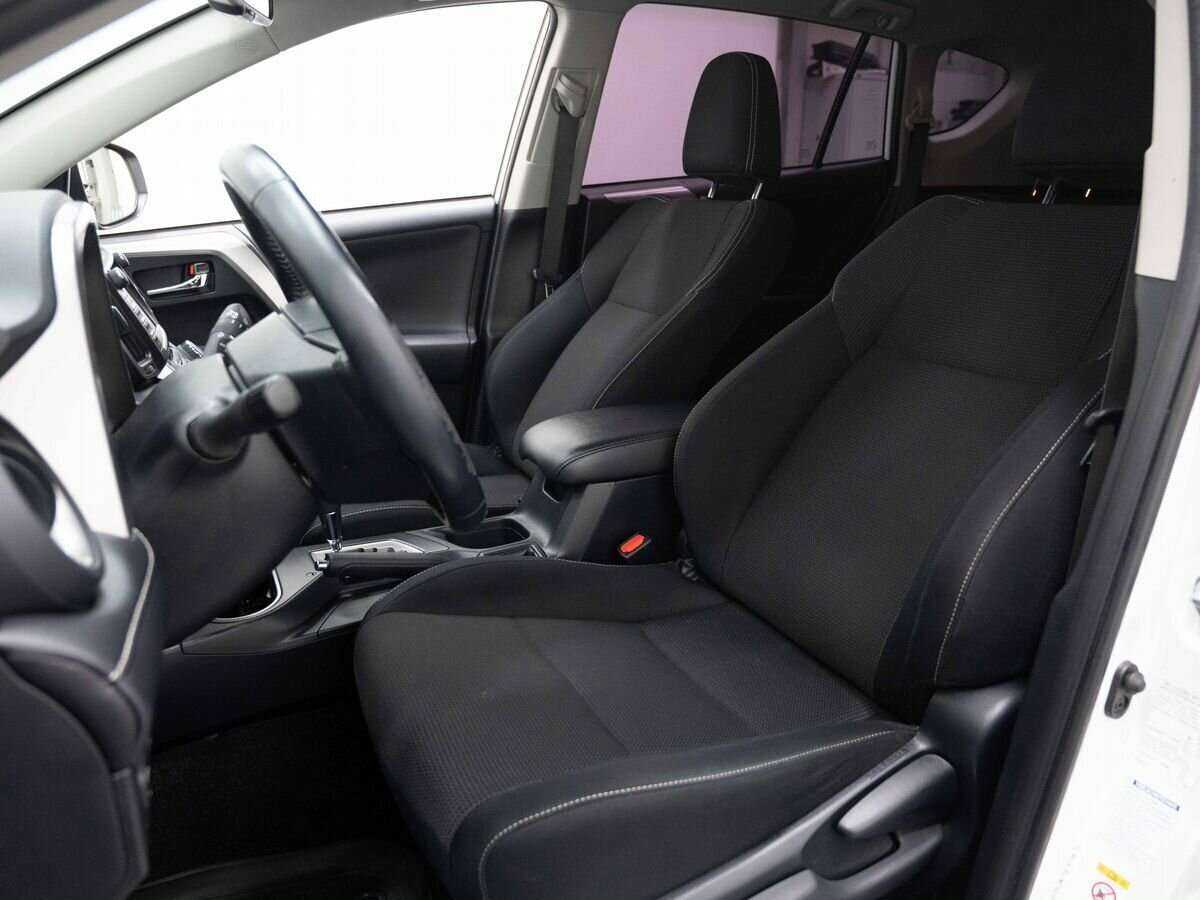 Купить Toyota RAV4, 2017, 176 750 км.. Фото: #5
