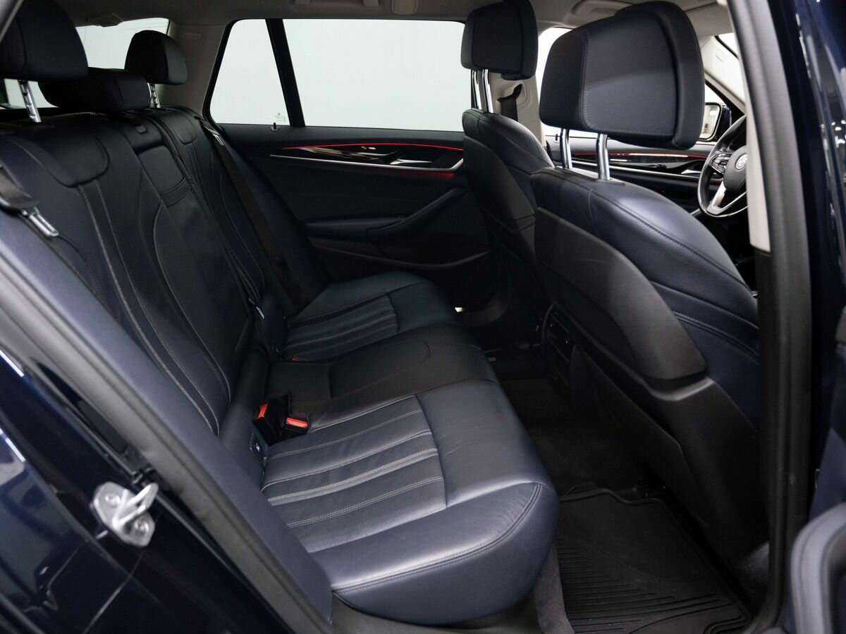 Купить BMW 5 серии, 2017, 105 599 км.. Фото: #10