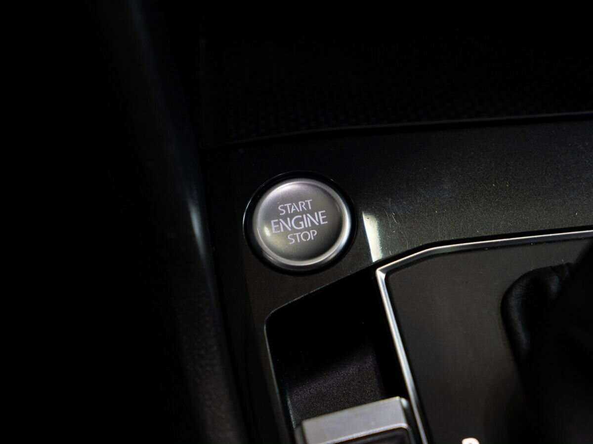 Купить Volkswagen Tiguan, 2019, 71 175 км.. Фото: #10