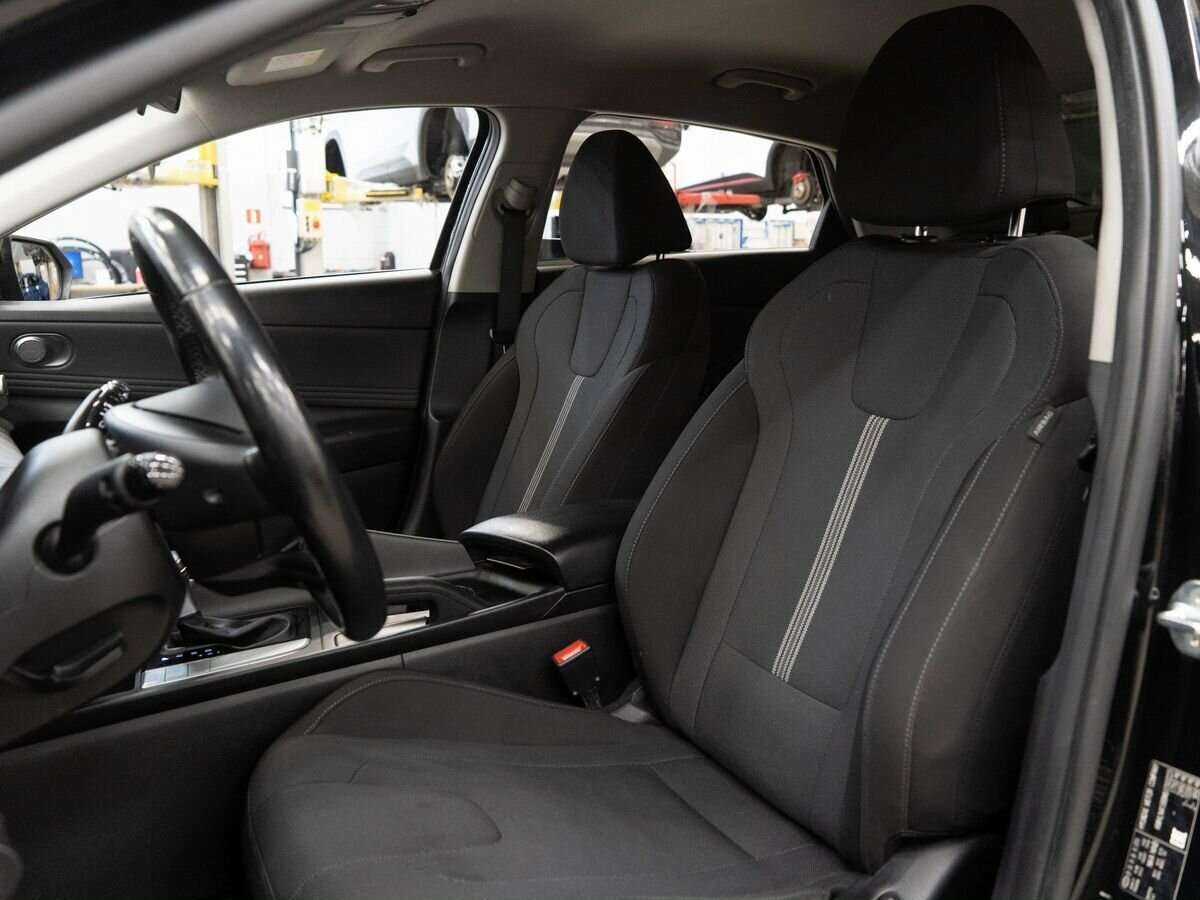 Купить Hyundai Elantra, 2021, 61 830 км.. Фото: #5