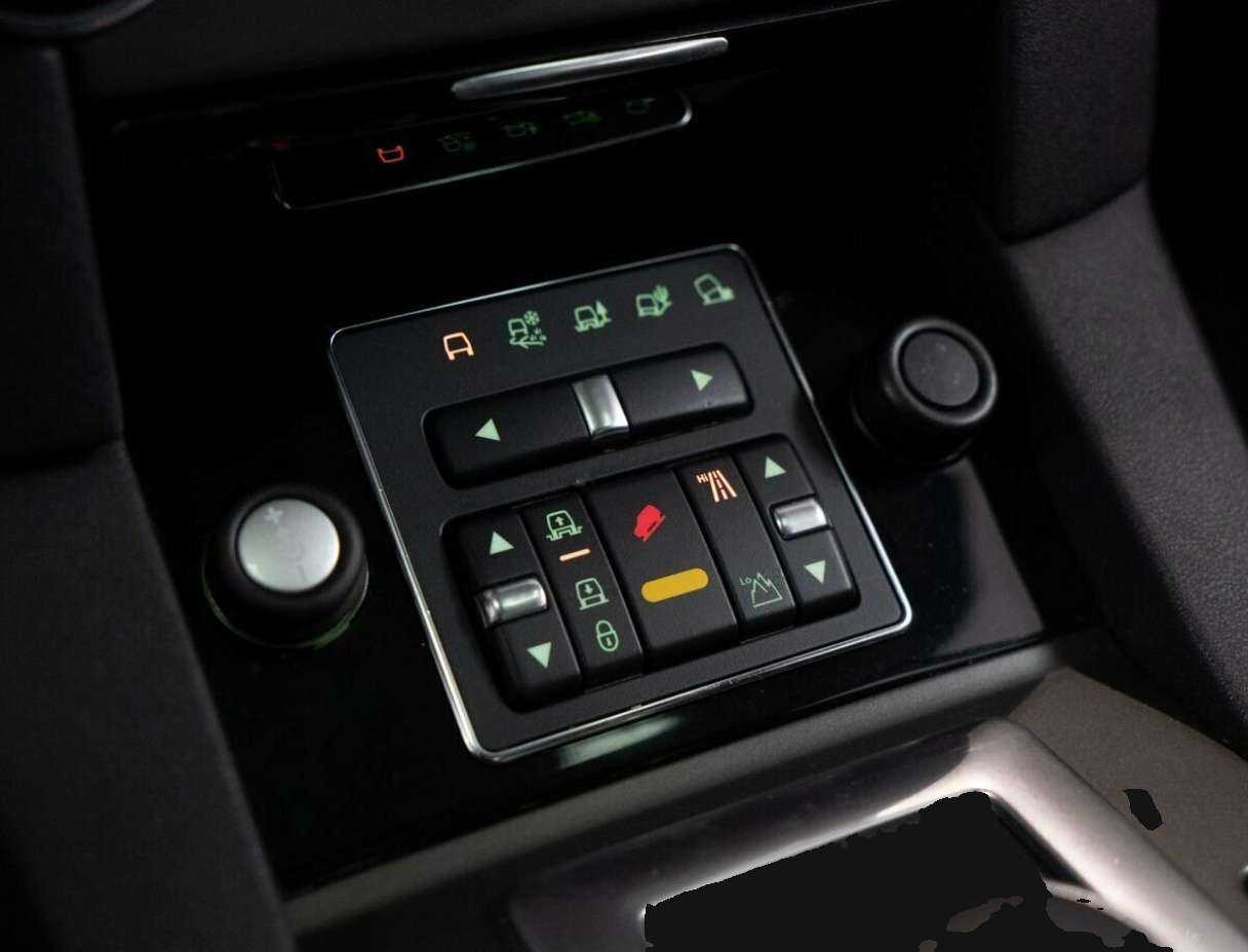 Купить Land Rover Discovery, 2013, 218 955 км.. Фото: #12