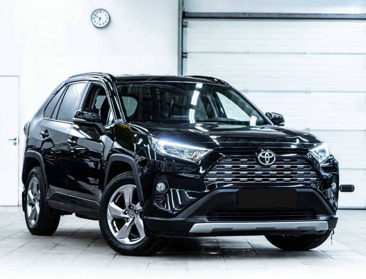 Купить Toyota RAV4, 2019, 47 000 км.. Фото: #1