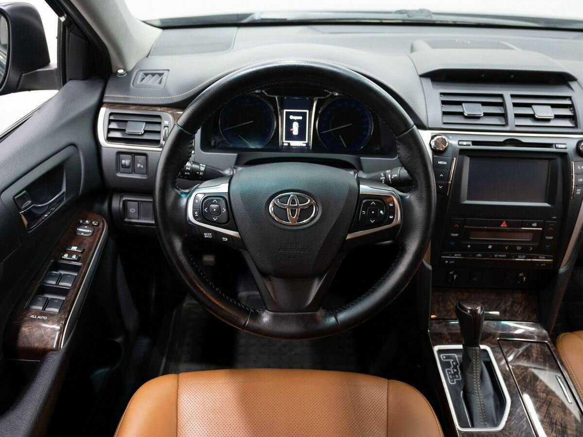 Купить Toyota Camry, 2015, 129 000 км.. Фото: #13