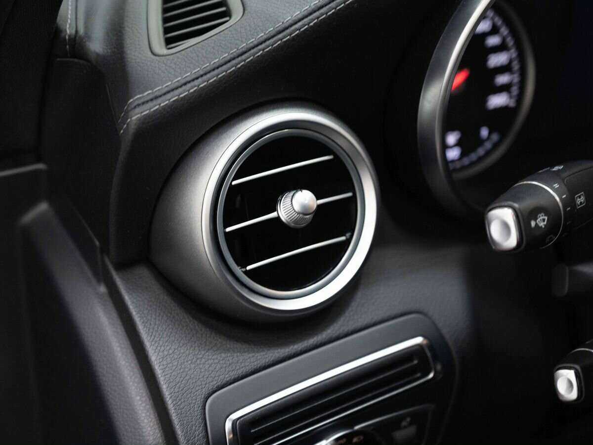 Купить Mercedes-Benz C-Класс, 2015, 84 600 км.. Фото: #19