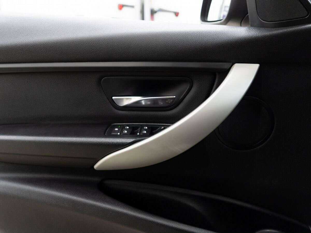 Купить BMW 3 серии, 2015, 119 000 км.. Фото: #14