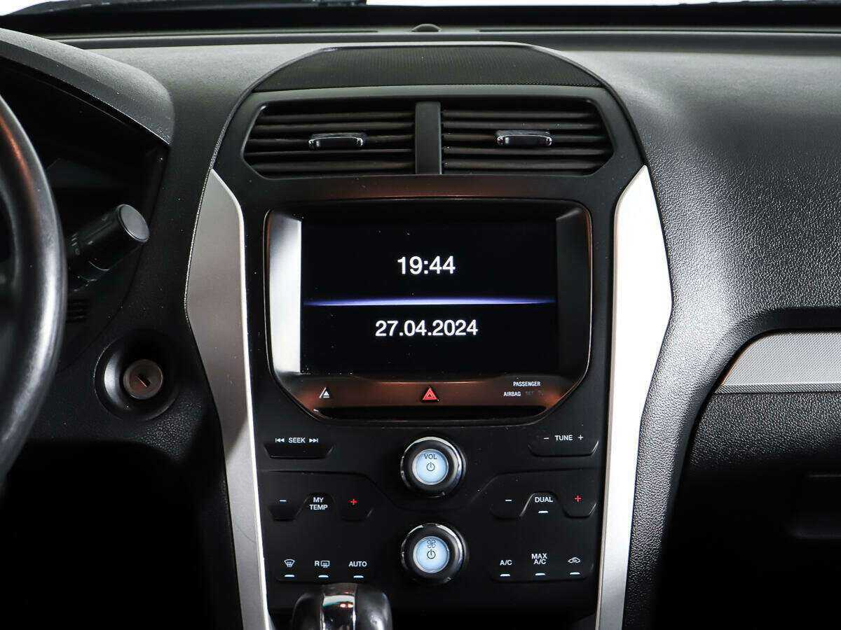 Купить Ford Explorer, 2013, 220 977 км.. Фото: #11