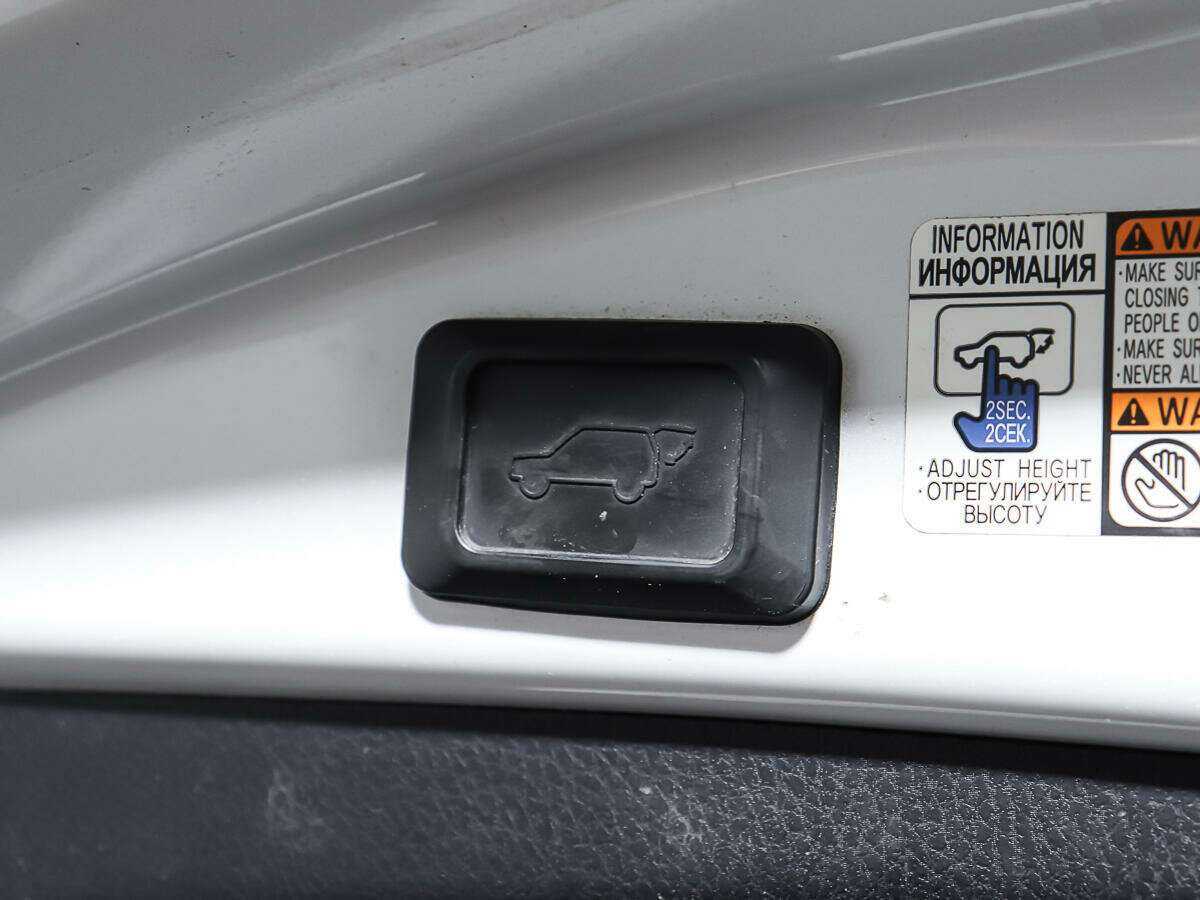 Купить Toyota RAV4, 2019, 119 238 км.. Фото: #15