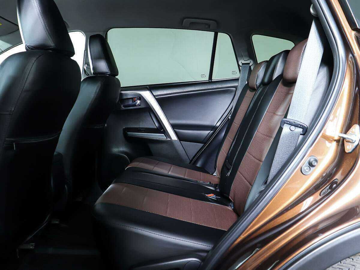 Купить Toyota RAV4, 2018, 113 000 км.. Фото: #8