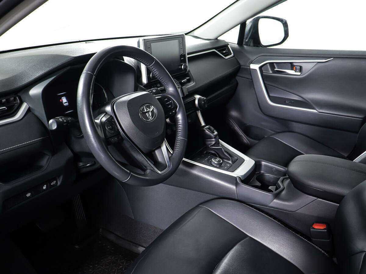 Купить Toyota RAV4, 2019, 40 690 км.. Фото: #12