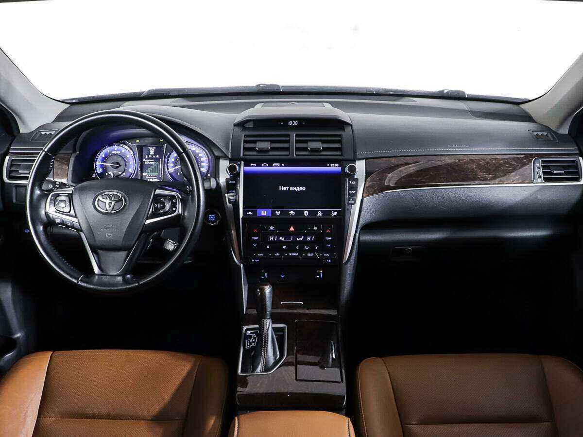 Купить Toyota Camry, 2017, 136 369 км.. Фото: #10