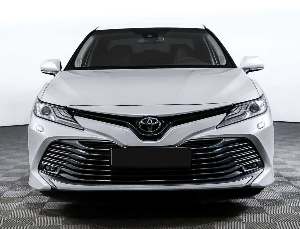 Купить Toyota Camry, 2018, 92 839 км.. Фото: #1