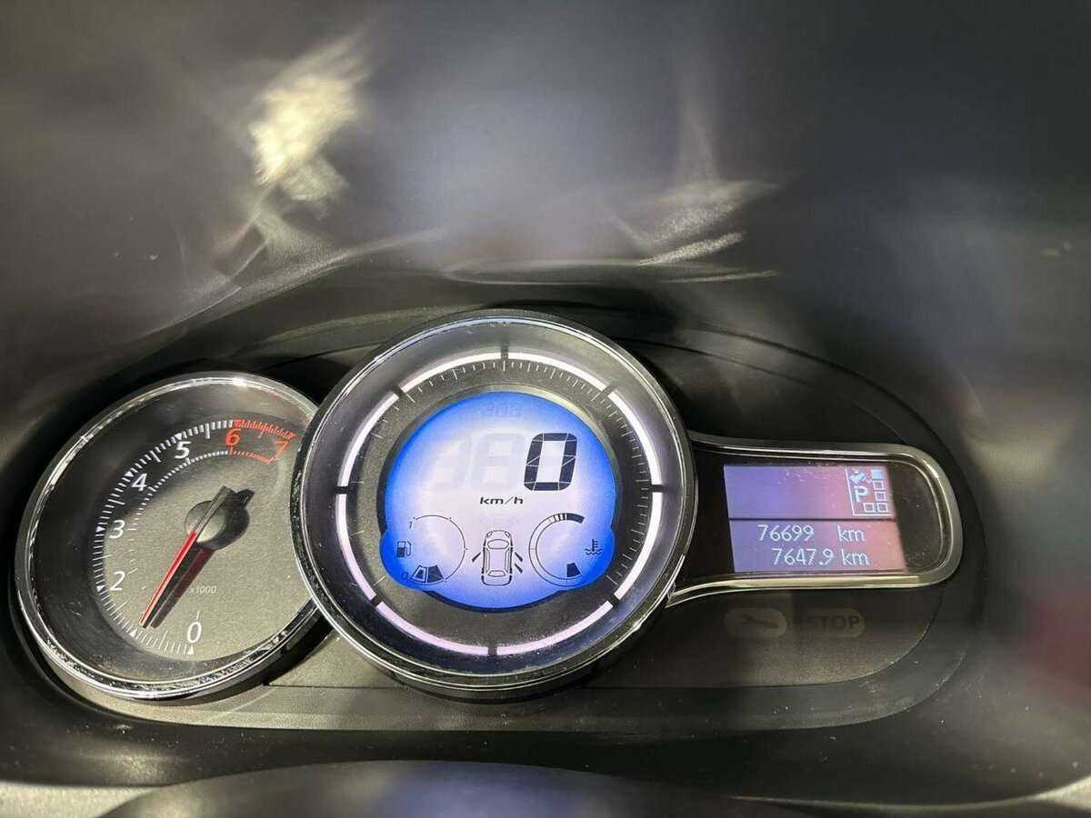 Купить Renault Fluence, 2014, 76 699 км.. Фото: #10