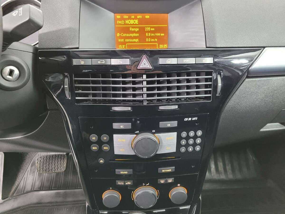 Купить Опель Астра, 2012, 117 000 км.. Фото: #11