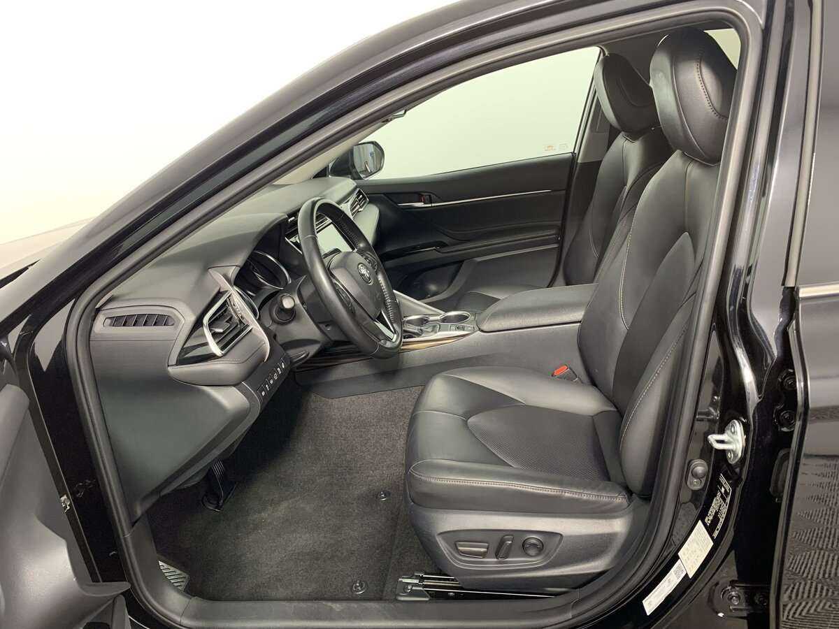 Купить Toyota Camry, 2019, 89 169 км.. Фото: #11