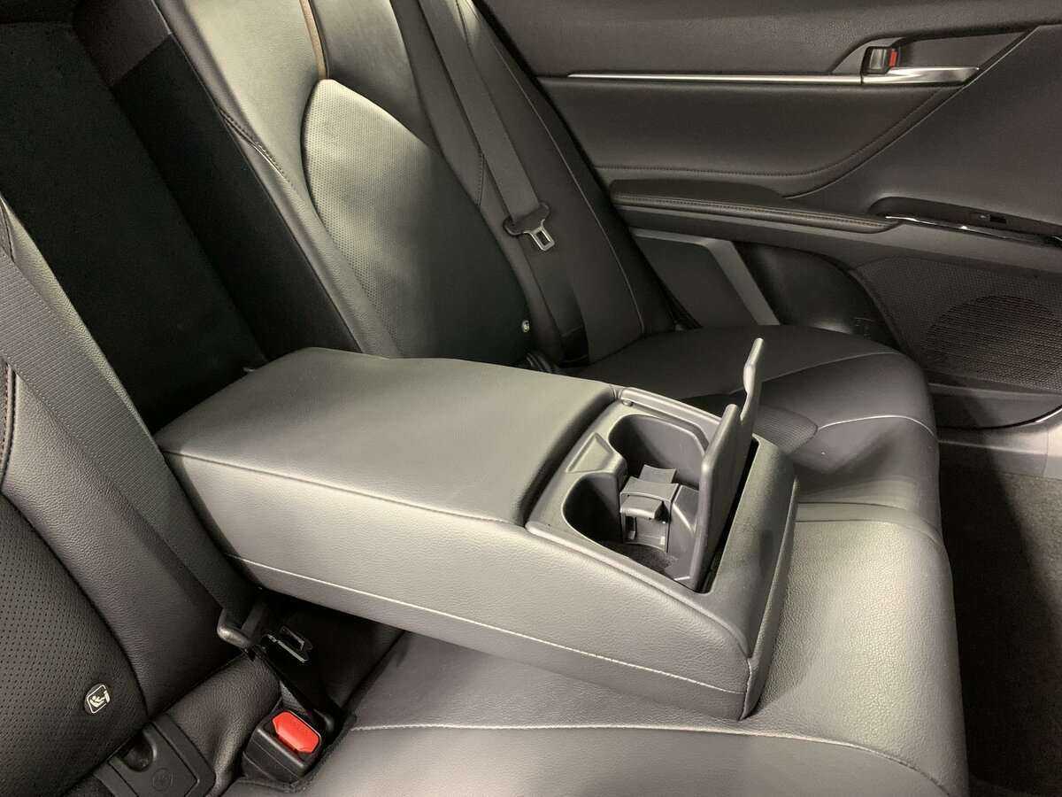 Купить Toyota Camry, 2020, 211 001 км.. Фото: #16