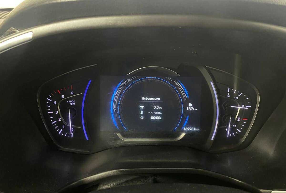 Купить Hyundai Santa Fe, 2018, 169 902 км.. Фото: #9