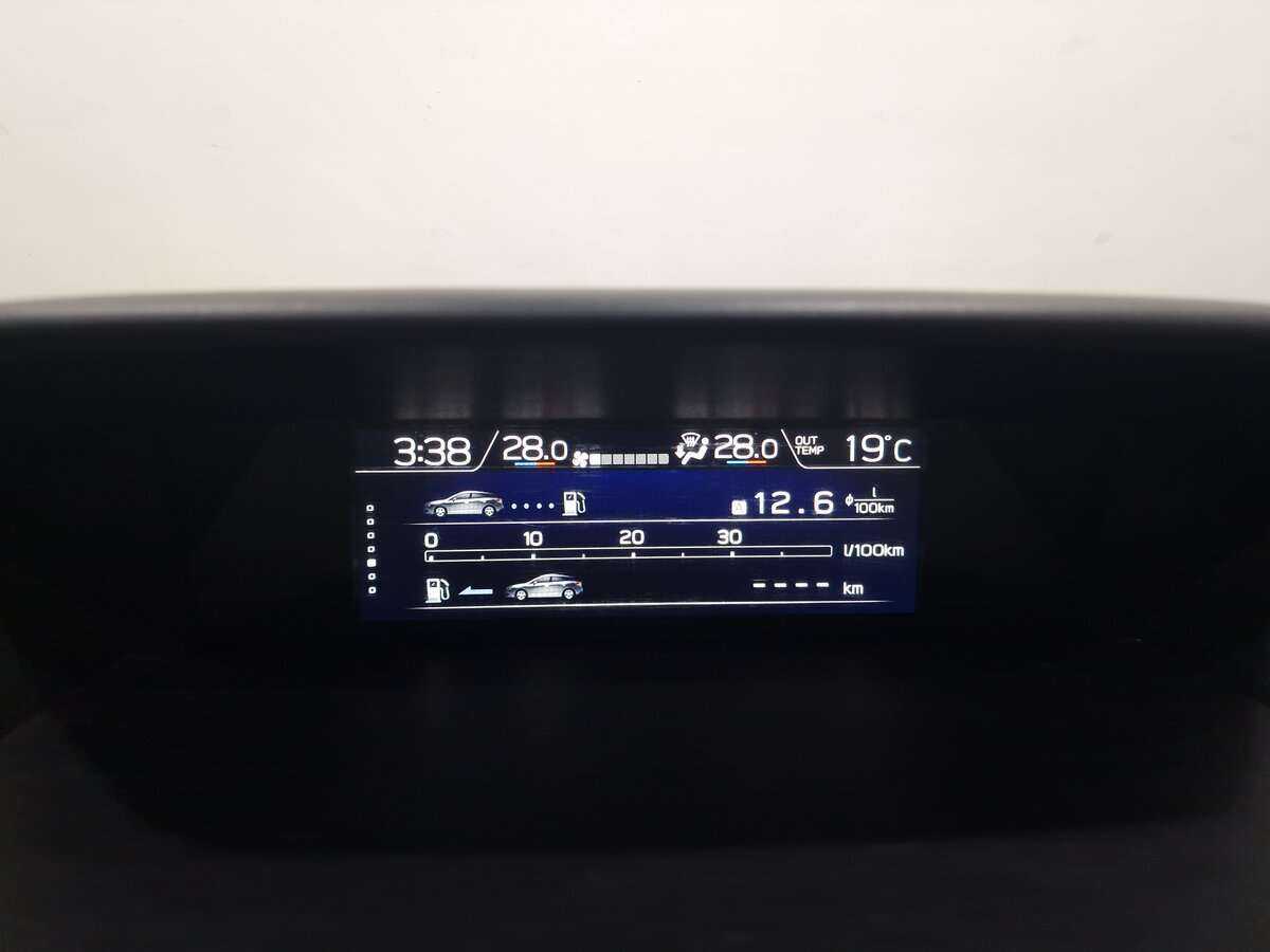 Купить Subaru XV, 2017, 126 659 км.. Фото: #8