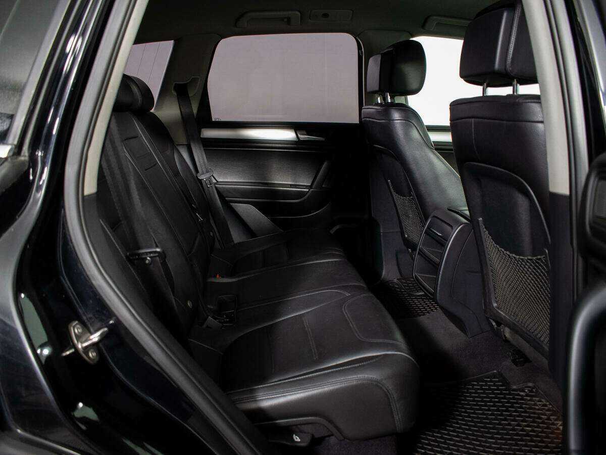 Купить Volkswagen Touareg, 2012, 127 046 км.. Фото: #9