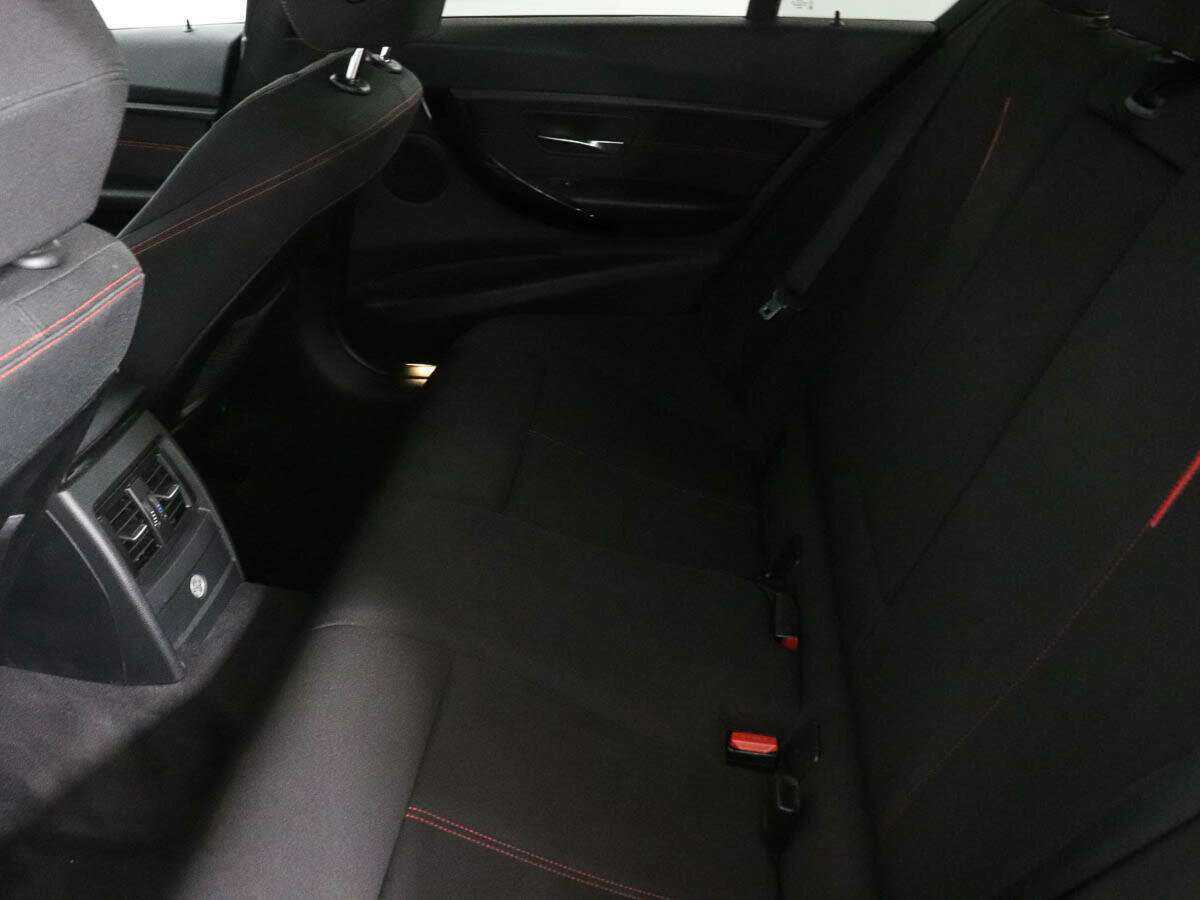 Купить BMW 3 серии, 2012, 118 056 км.. Фото: #8