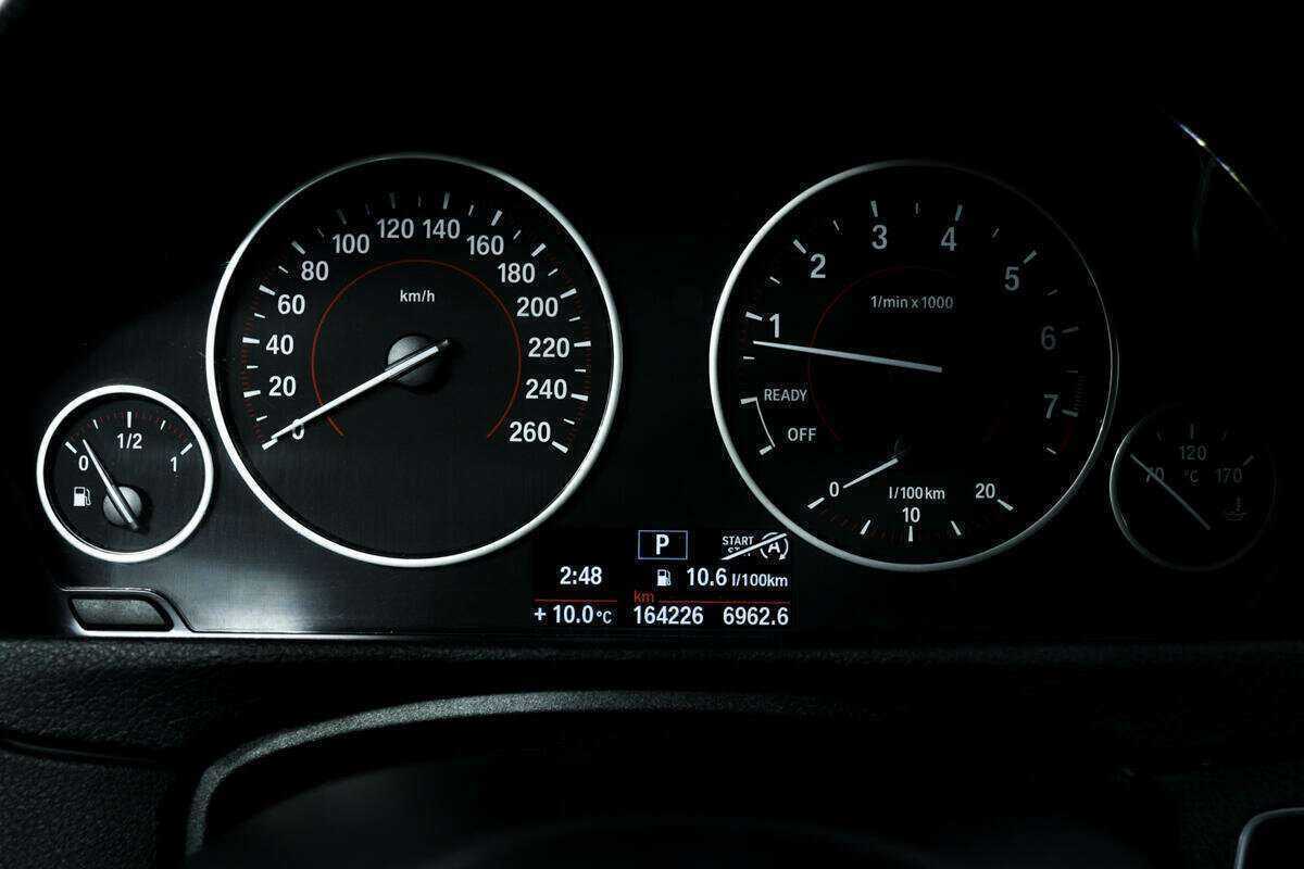 Купить BMW 3 серии, 2014, 164 400 км.. Фото: #9