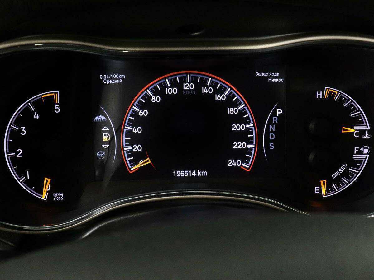 Купить Jeep Grand Cherokee, 2014, 196 500 км.. Фото: #8