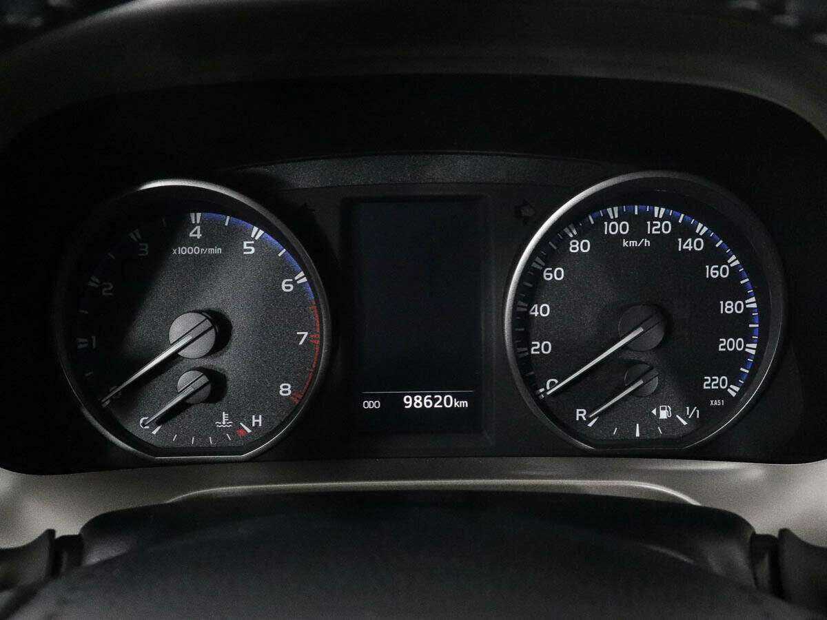 Купить Toyota RAV4, 2016, 98 619 км.. Фото: #8
