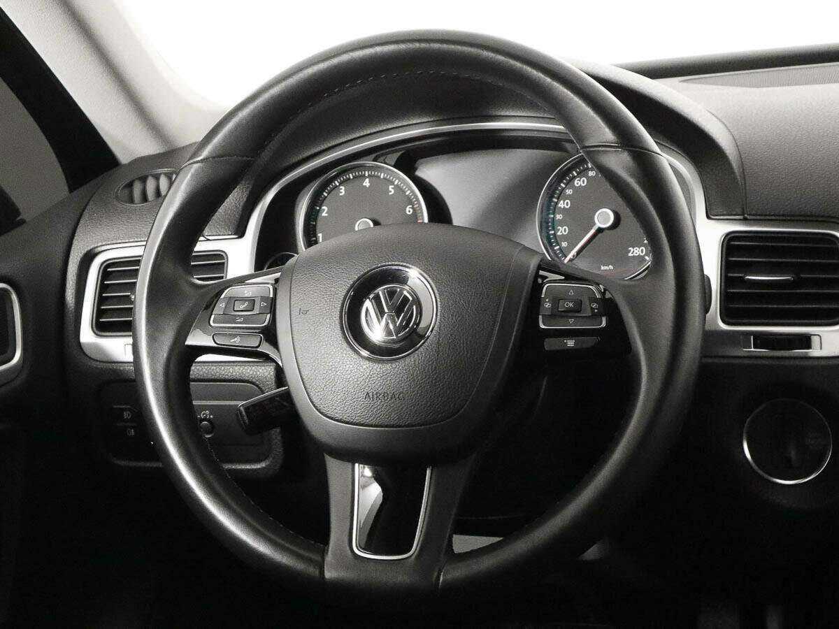 Купить Volkswagen Touareg, 2012, 370 732 км.. Фото: #11