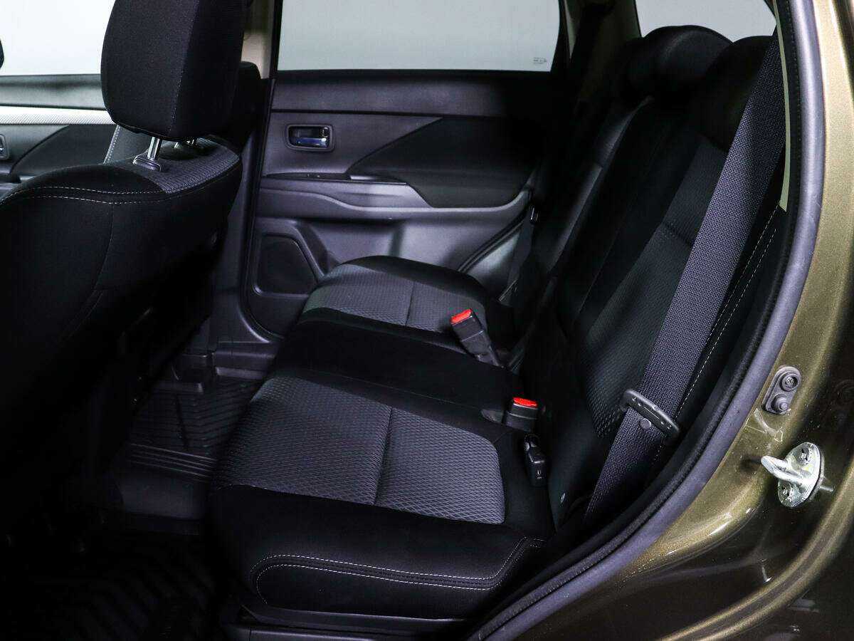 Купить Mitsubishi Outlander, 2018, 53 178 км.. Фото: #9