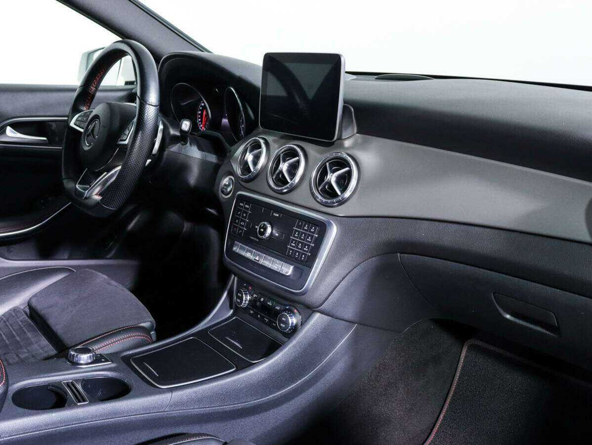 Купить Mercedes-Benz CLA, 2018, 54 695 км.. Фото: #8