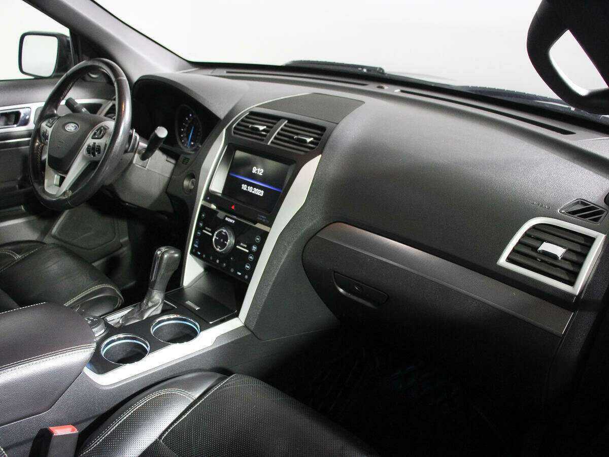 Купить Ford Explorer, 2013, 150 300 км.. Фото: #6