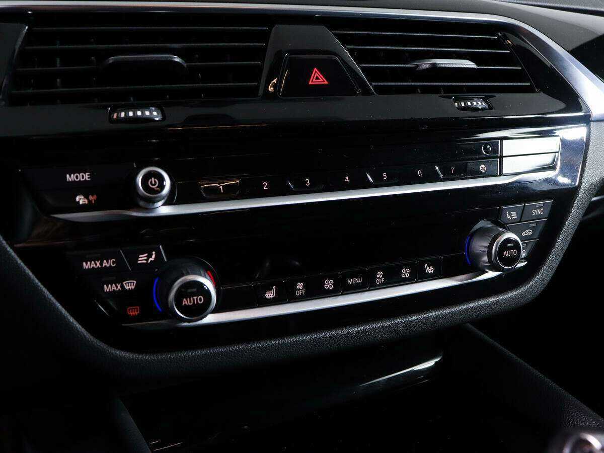 Купить BMW 5 серии, 2018, 145 501 км.. Фото: #17