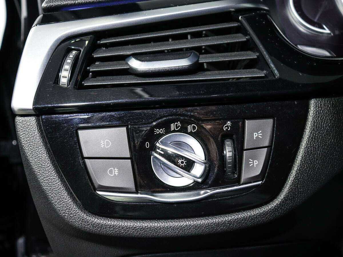 Купить BMW 5 серии, 2017, 103 000 км.. Фото: #15