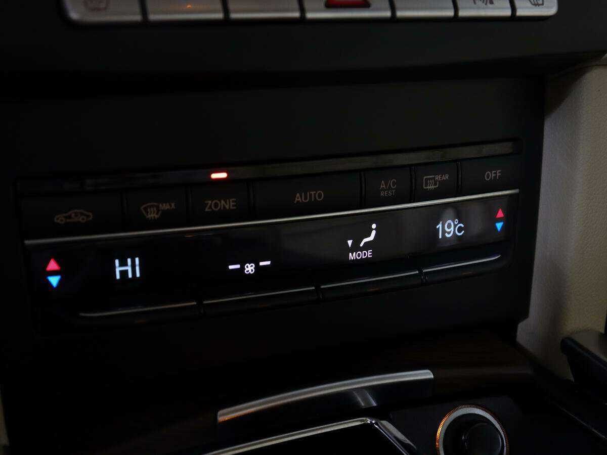 Купить Mercedes-Benz E-Класс, 2015, 65 859 км.. Фото: #15