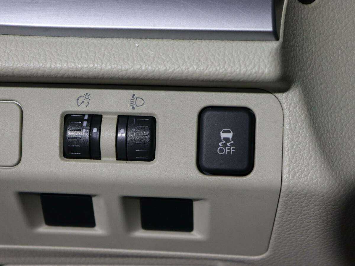 Купить Subaru XV, 2012, 88 650 км.. Фото: #14