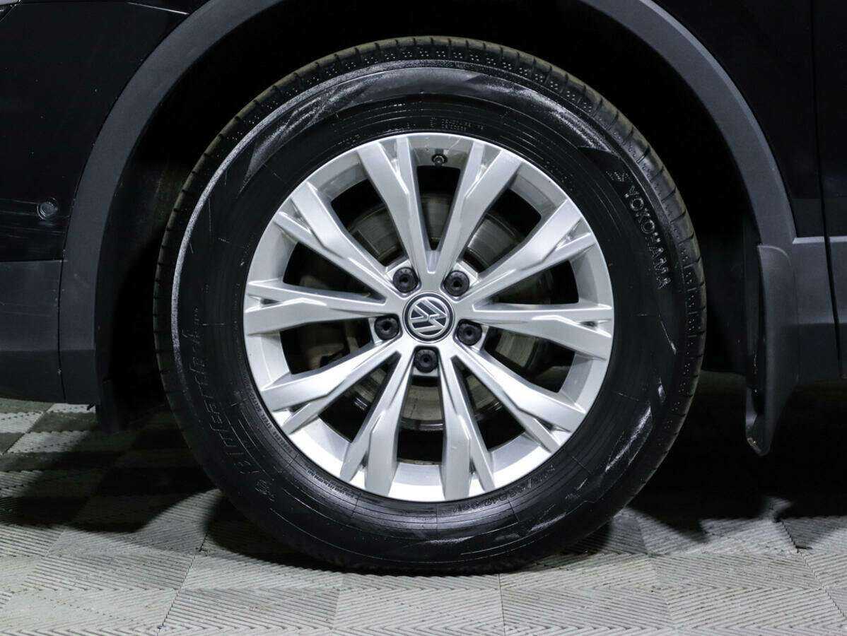 Купить Volkswagen Tiguan, 2018, 118 948 км.. Фото: #12