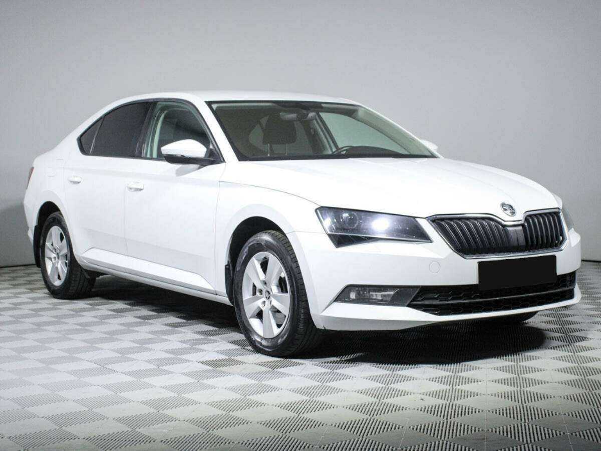 Купить Skoda Superb, 2017, 100 063 км.. Фото: #2