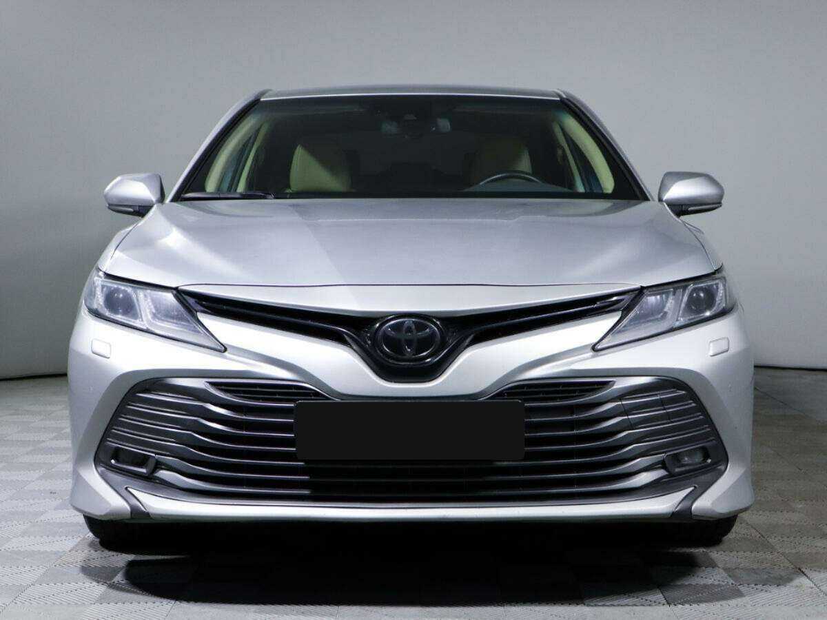Купить Toyota Camry, 2020, 90 000 км.. Фото: #1