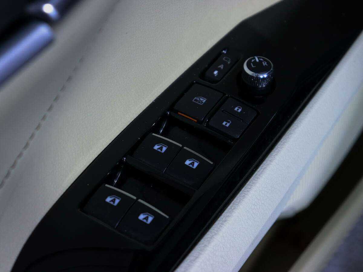 Купить Toyota Camry, 2020, 90 000 км.. Фото: #14