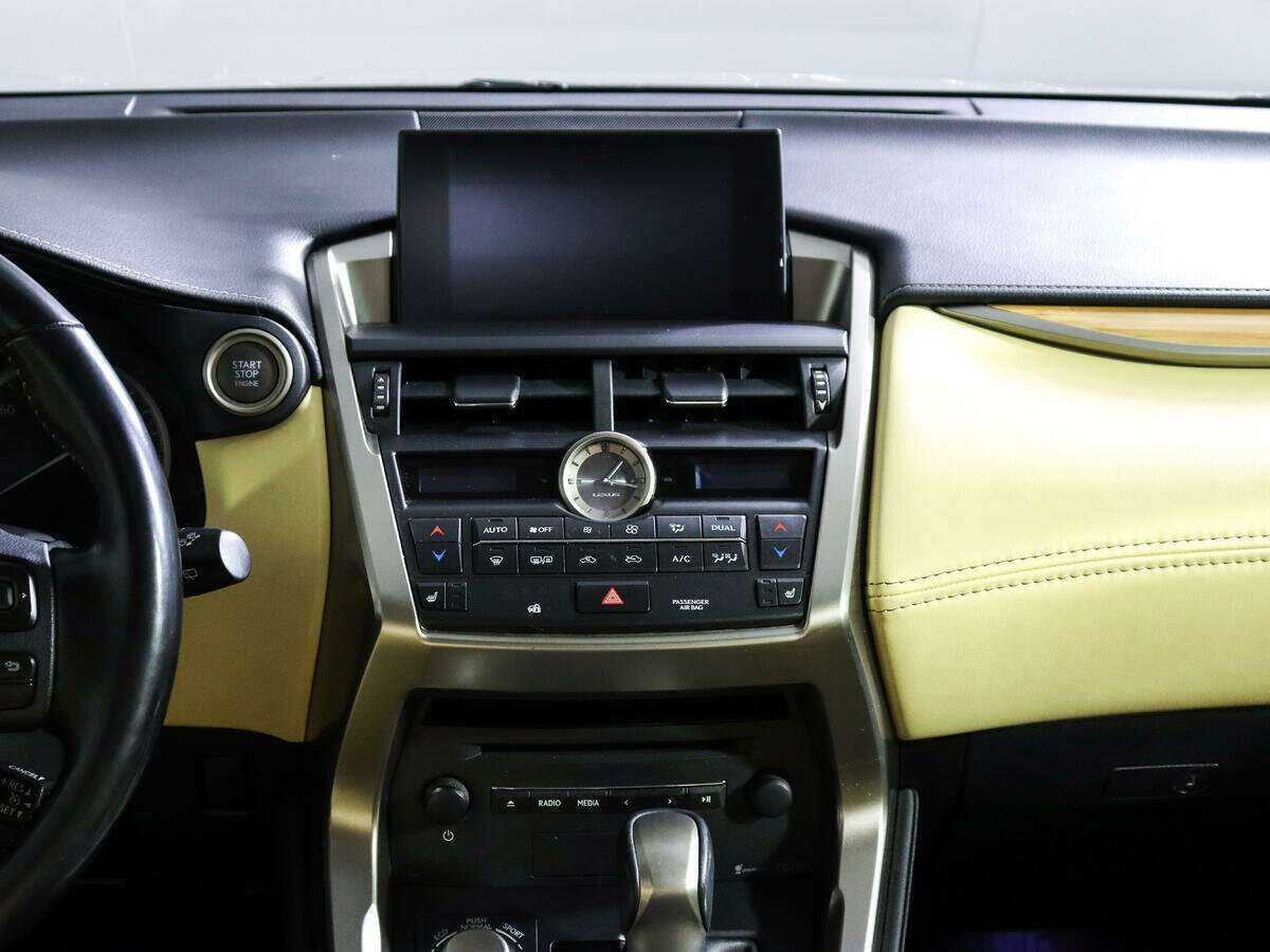 Купить Lexus NX, 2016, 106 000 км.. Фото: #9