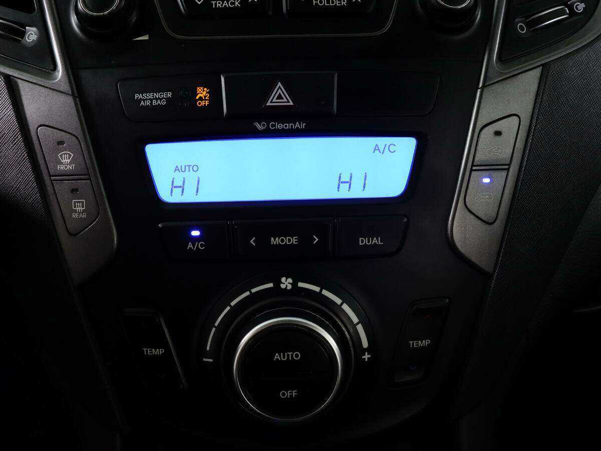 Купить Hyundai Santa Fe, 2013, 102 200 км.. Фото: #17