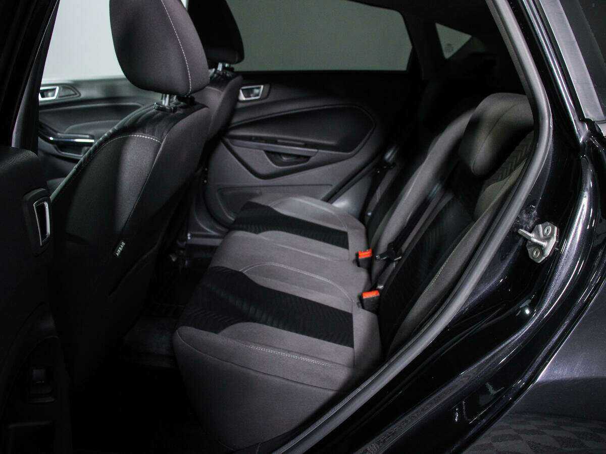 Купить Форд Фиеста, 2015, 87 700 км.. Фото: #9