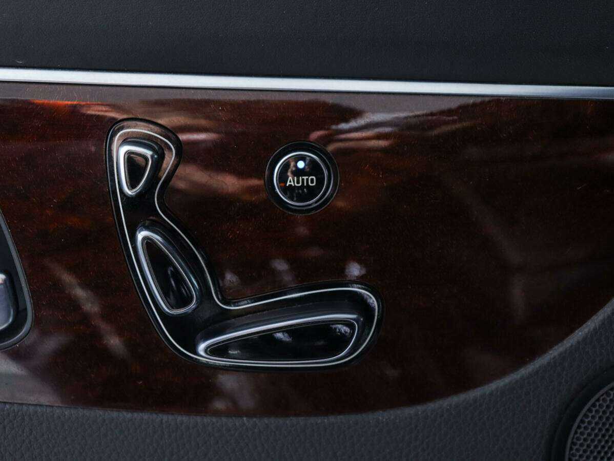 Купить Hyundai Equus, 2014, 185 205 км.. Фото: #13