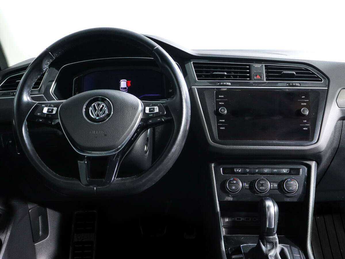 Купить Volkswagen Tiguan, 2020, 52 031 км.. Фото: #9