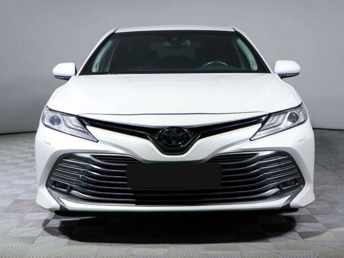 Купить Toyota Camry, 2018, 94 345 км.. Фото: #1